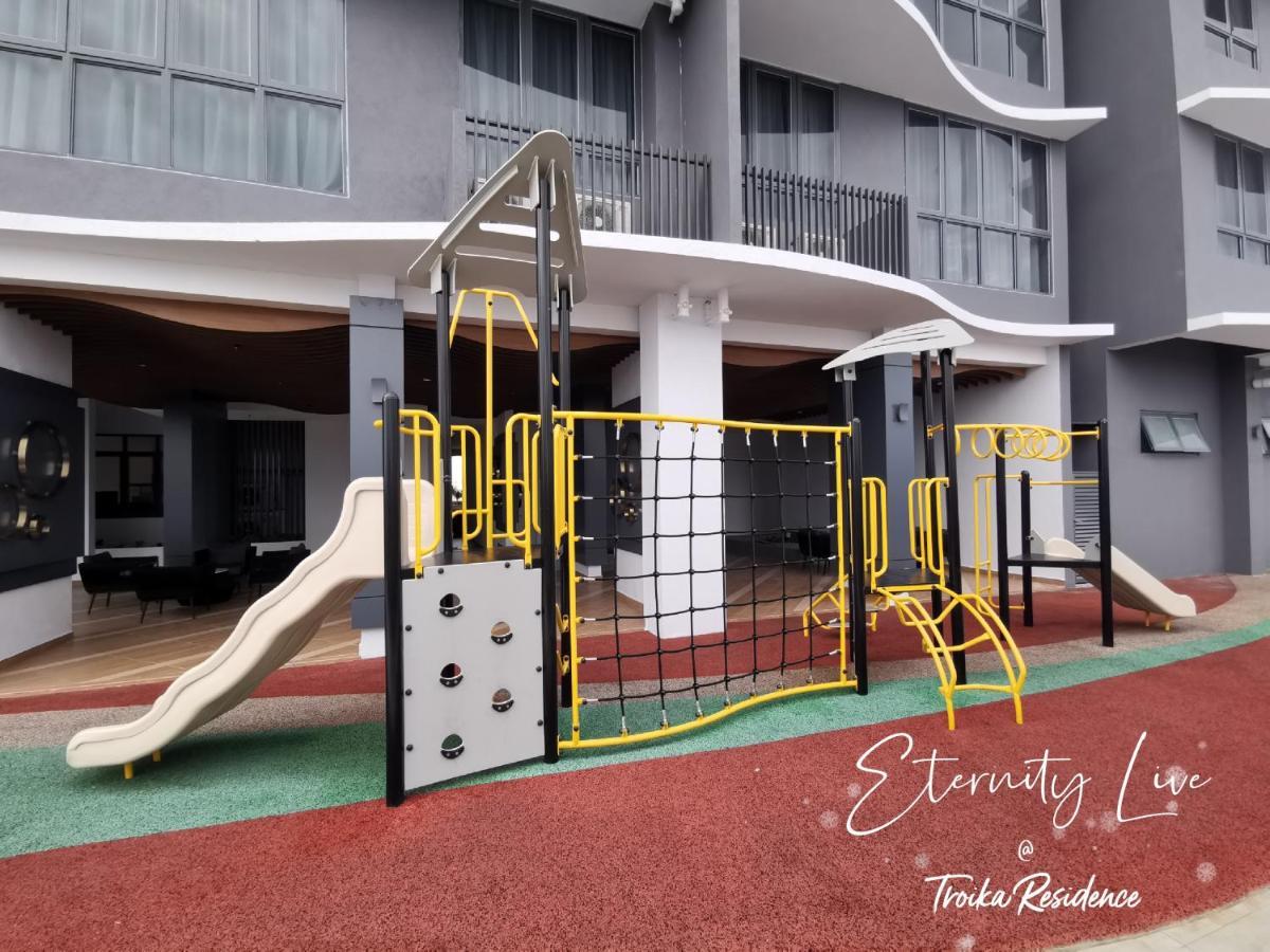 Troika Residence Kota Bharu @ Eternity Live-1B4Pax Exteriör bild